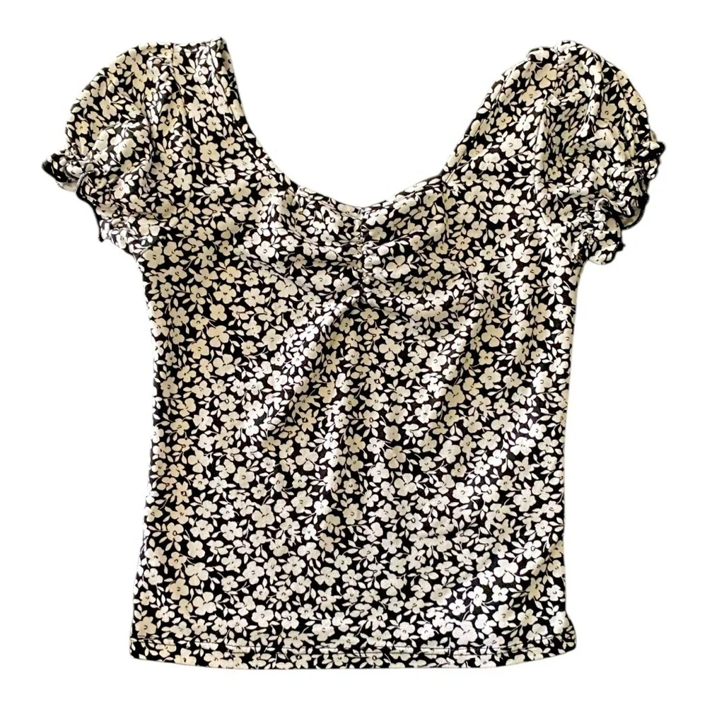 TILLYS-WHITE FAWN-SKIRT AND TOP SET-SIZE XS 4/5